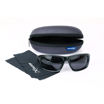 Cолнцезащитные очки с серыми линзами Matrix Trans Black Casual